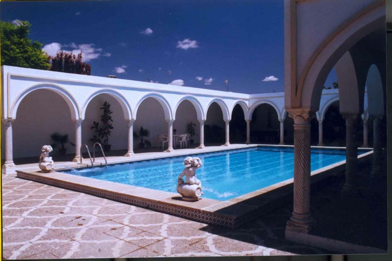Villa Del Manzano Villanueva del Ariscal المظهر الخارجي الصورة